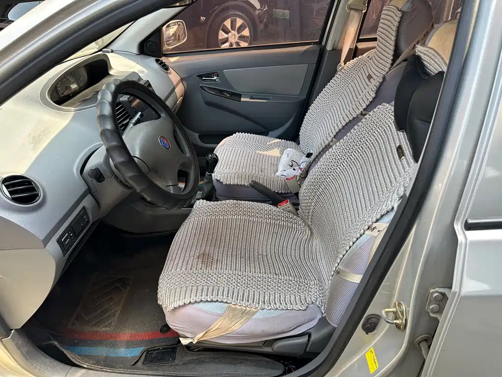Geely King Kong — миниатюра 6