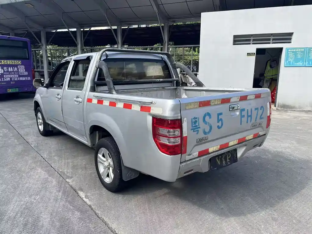 CHANGAN CHANGAN SHENQI F30