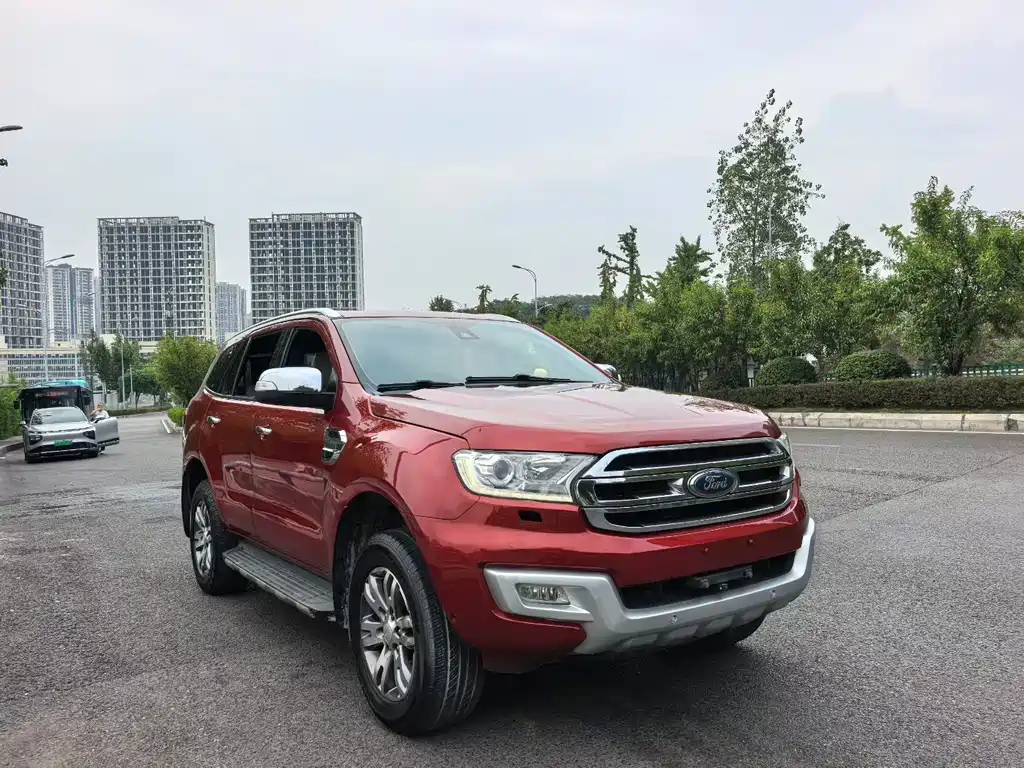 Ford Everest — миниатюра 3