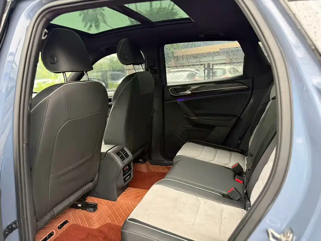 Volkswagen X — миниатюра 8