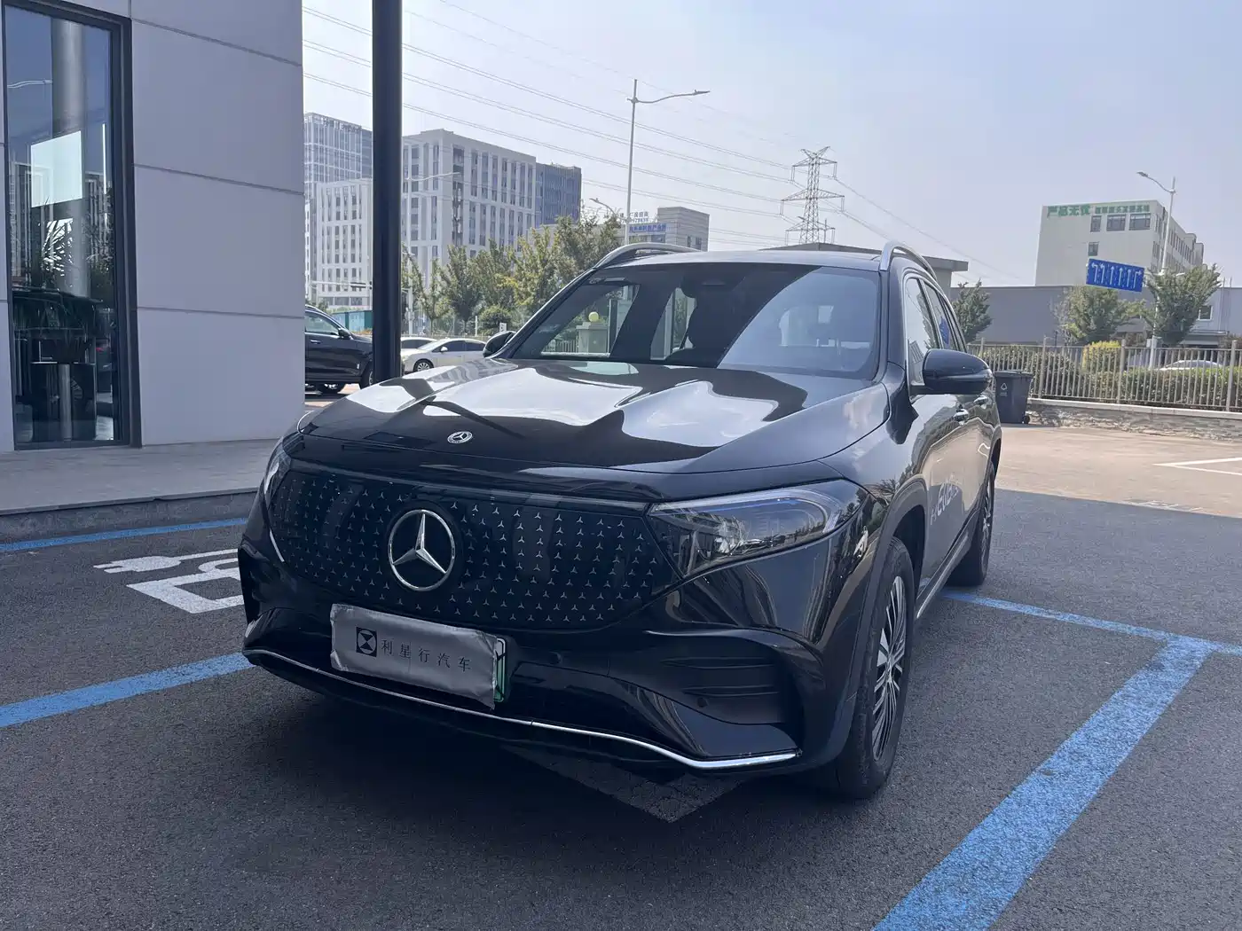 奔驰EQB 2025款 EQB 260 2024
