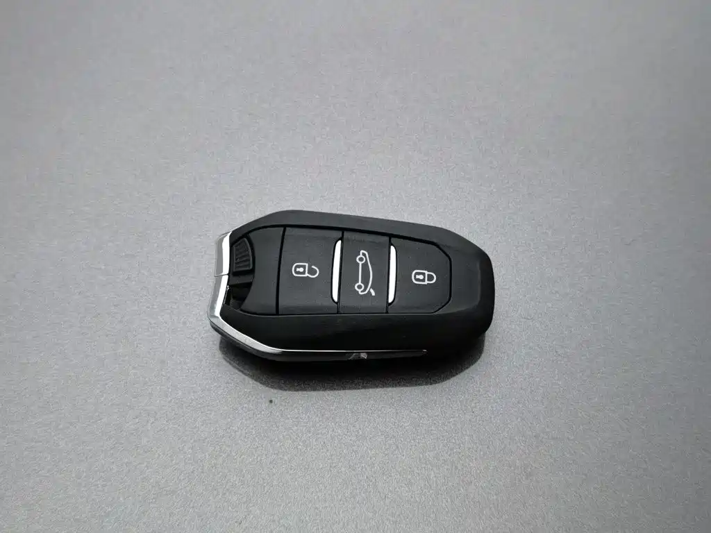 Peugeot 4008 — миниатюра 19