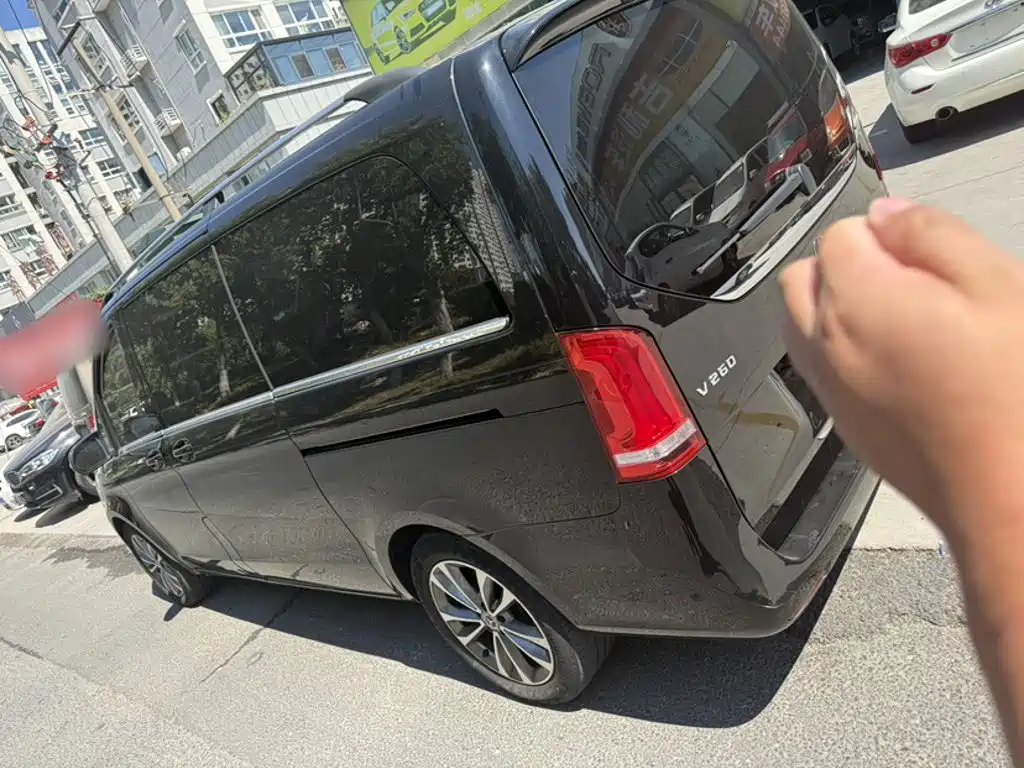 Mercedes-Benz V-Class — миниатюра 5