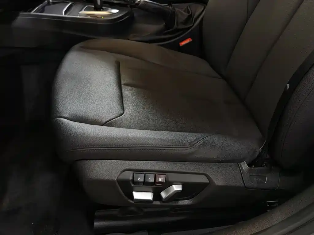 BMW 3 Series — миниатюра 20