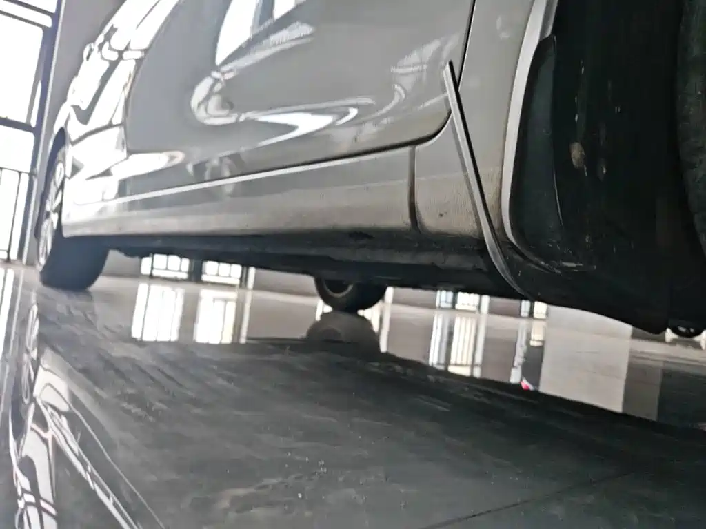 Hyundai Elantra Langdong — миниатюра 21