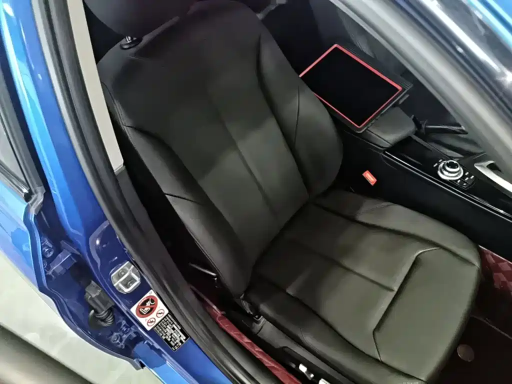 BMW 3 Series — миниатюра 25