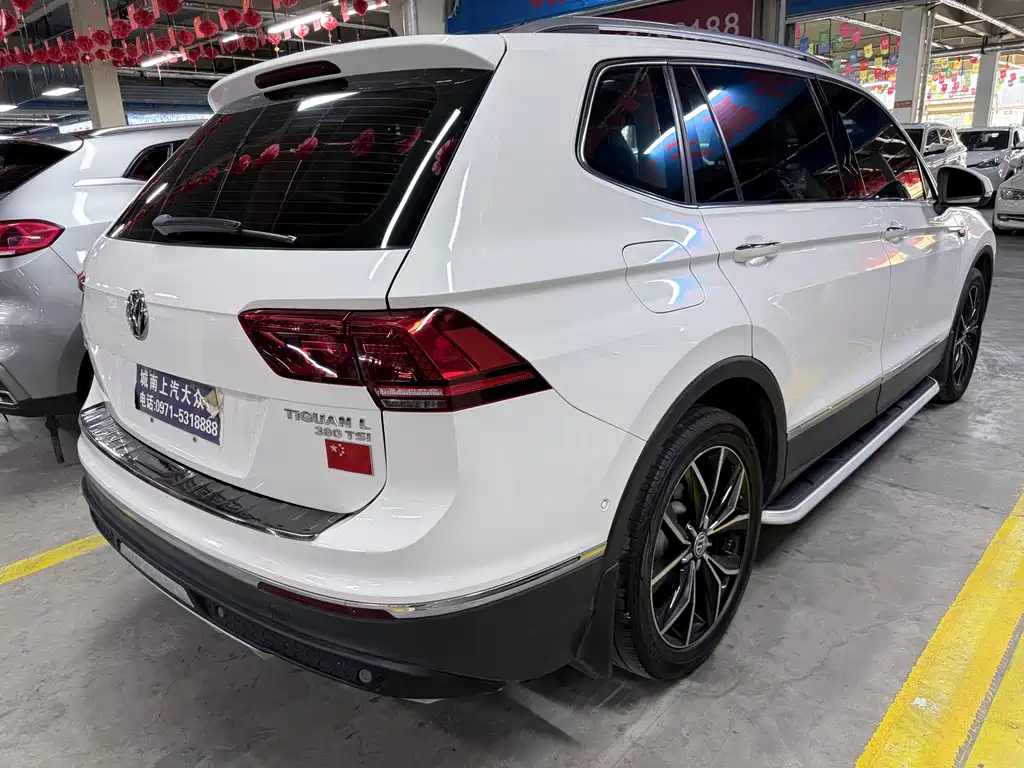 Volkswagen Tiguan L — миниатюра 19