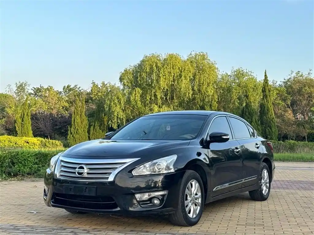 Купить Nissan Teana