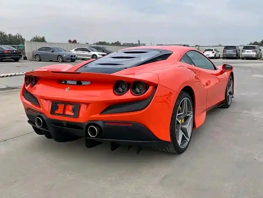 Ferrari F8 — миниатюра 9