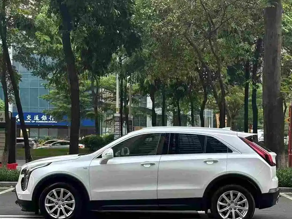 Cadillac XT4 — миниатюра 2