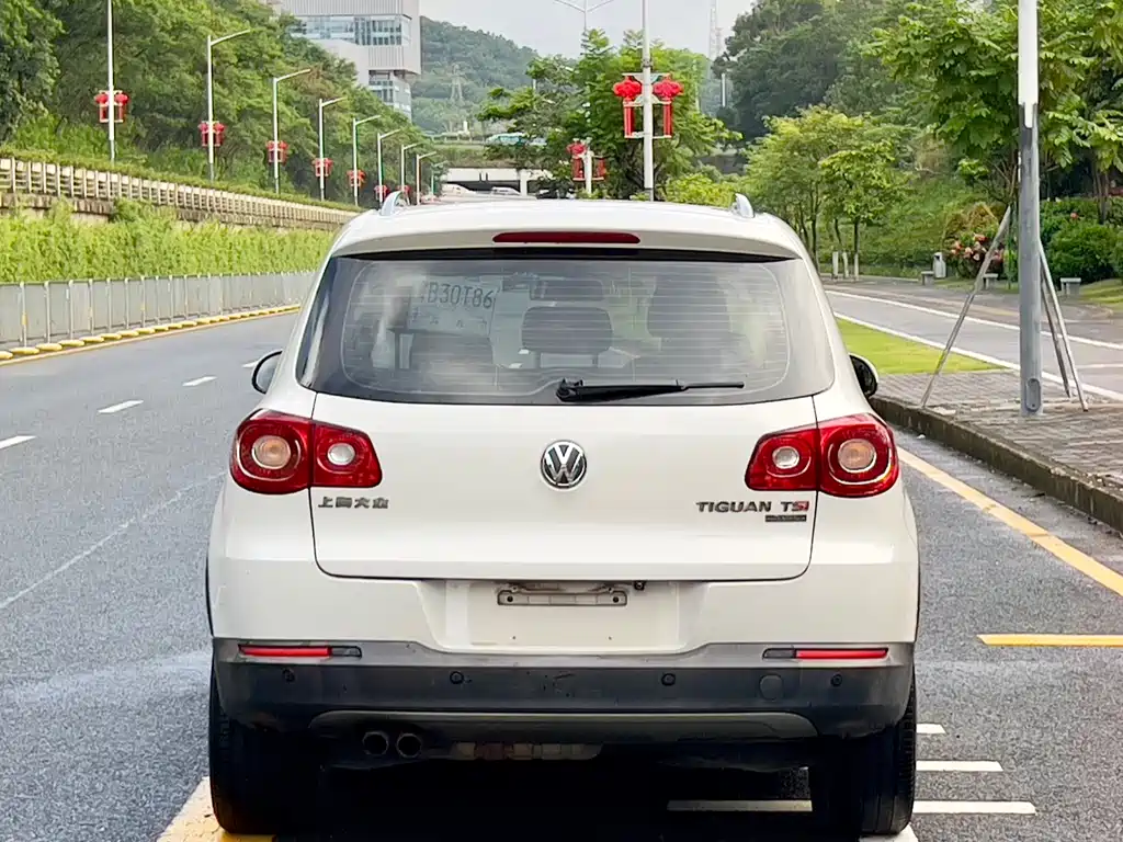 Volkswagen Tiguan 2012 1.8TSI AT