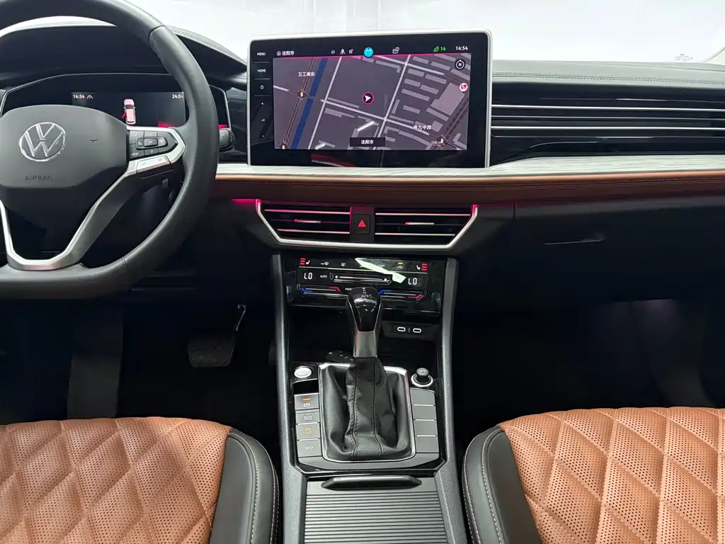 Volkswagen Sagitar — миниатюра 9