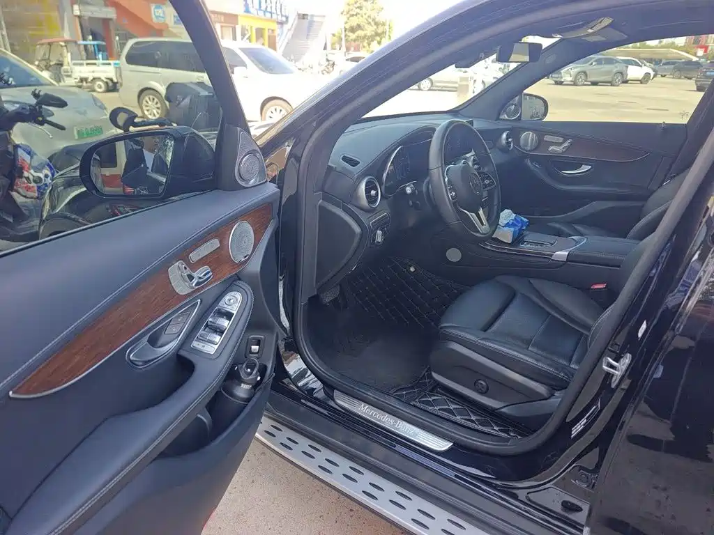 Mercedes-Benz GLC — миниатюра 12