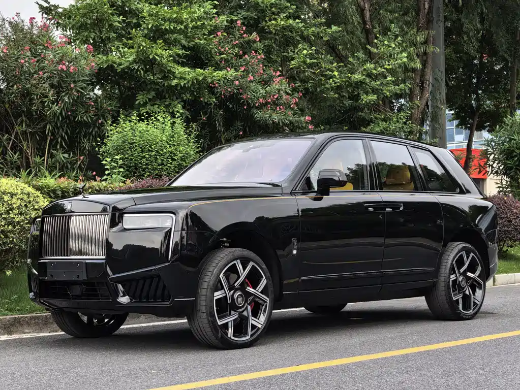 Rolls-Royce Cullinan 2025 Black Badge