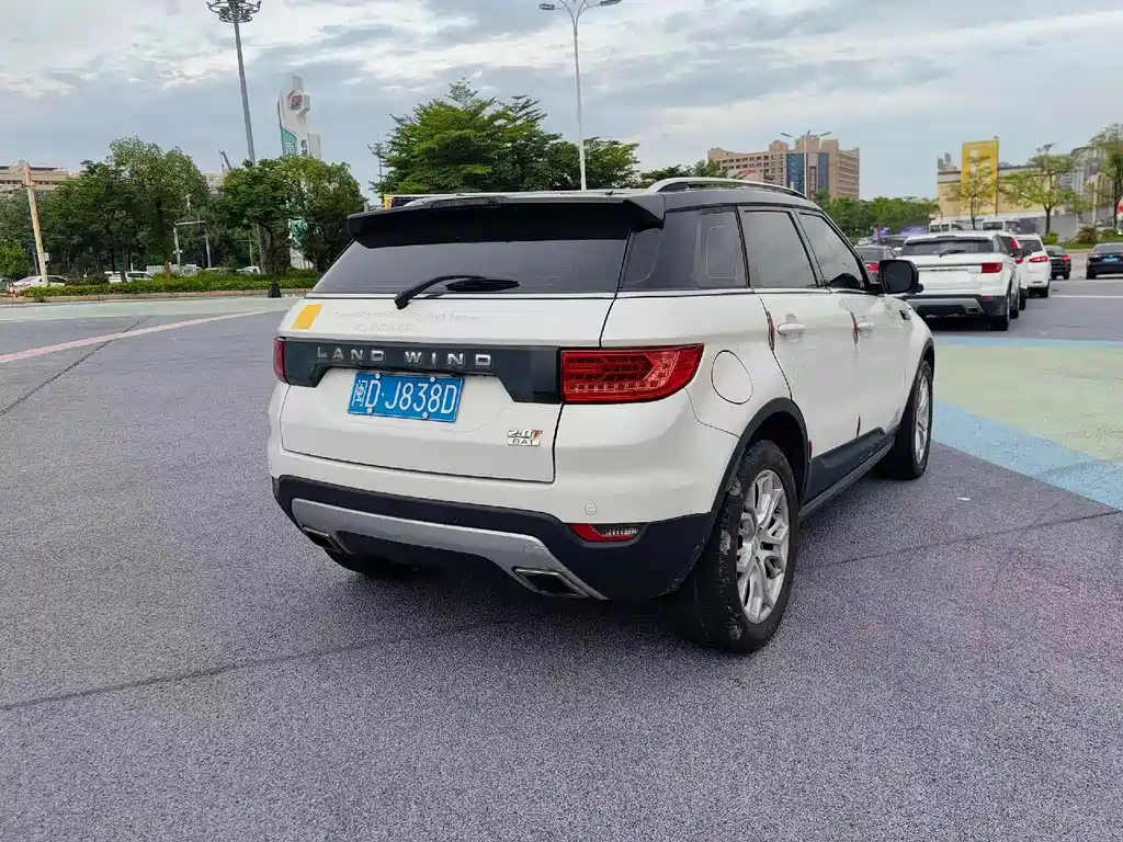 Landwind Landwind X7 — миниатюра 5