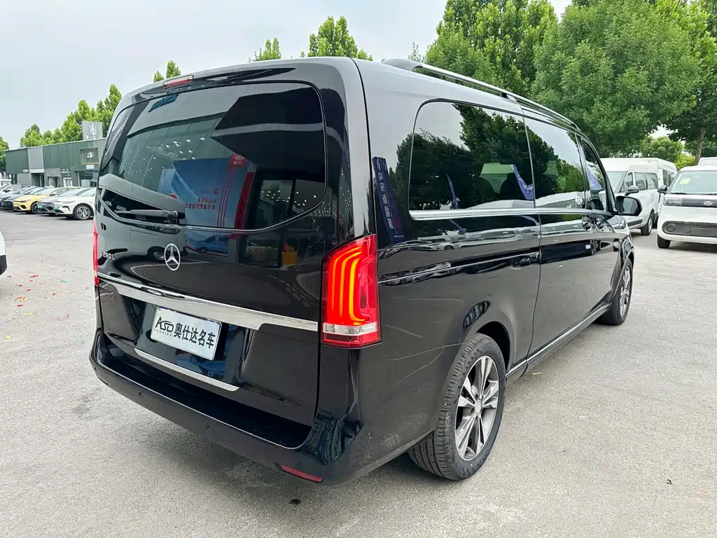 Mercedes-Benz V-Class V 2016 V 260 L Luxury Long Wheelbase