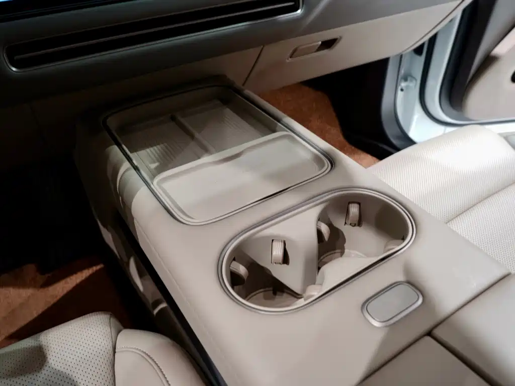Li Auto Li i6 — миниатюра 9