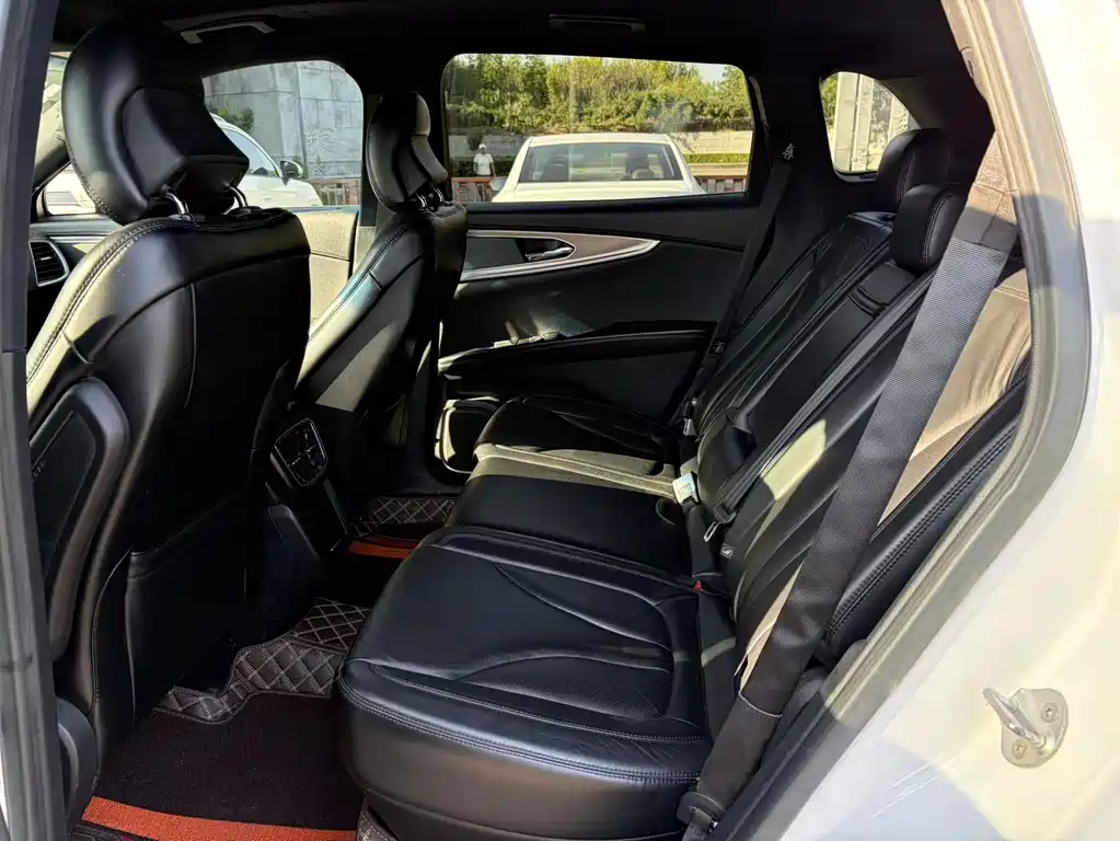 Lincoln MKX — миниатюра 8