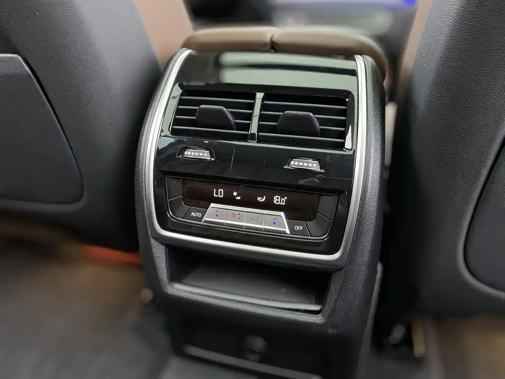 BMW X5 (Import) — миниатюра 20
