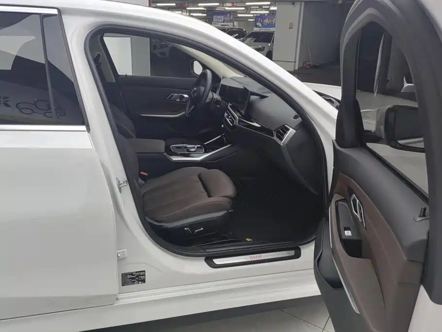 BMW i3 — миниатюра 8
