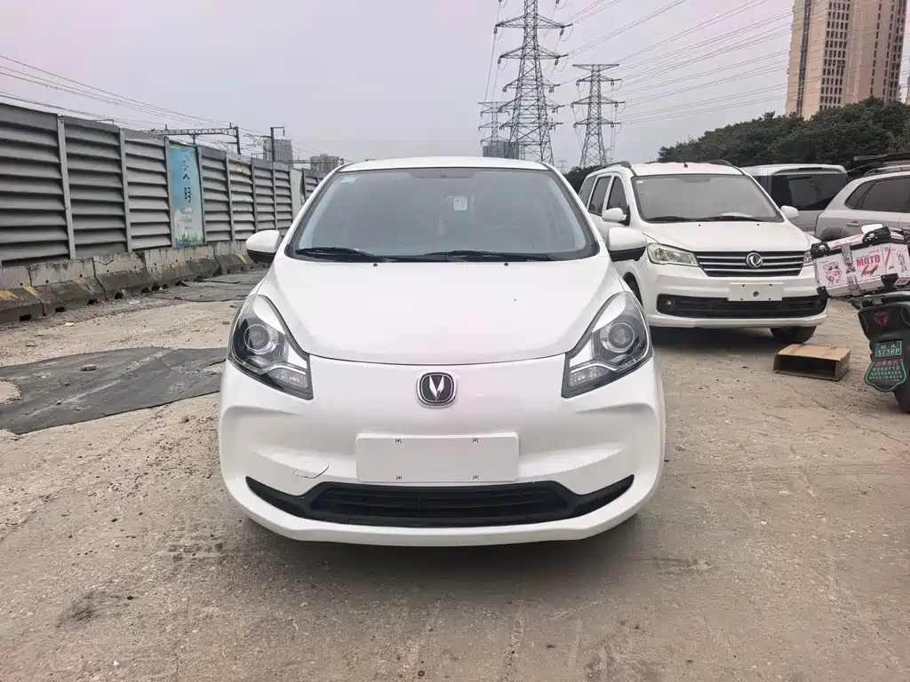 Changan Benben E-Star — миниатюра 2