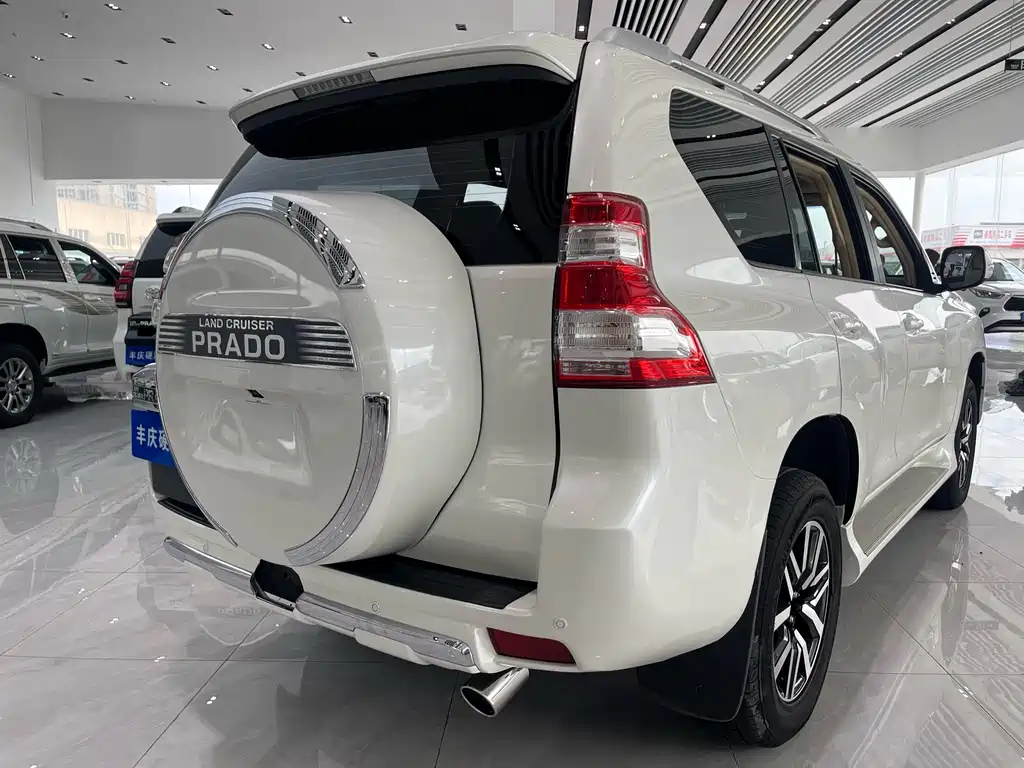 Toyota Land Cruiser Prado 2016 2.7L