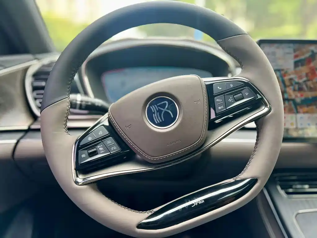 BYD Han — миниатюра 17