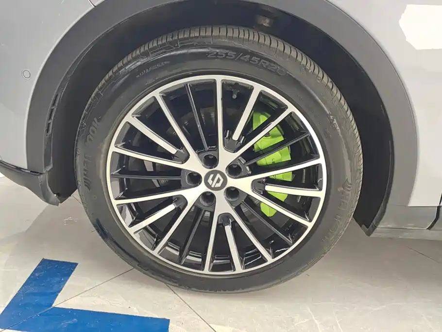 Leapmotor Leapmotor C11 — миниатюра 6