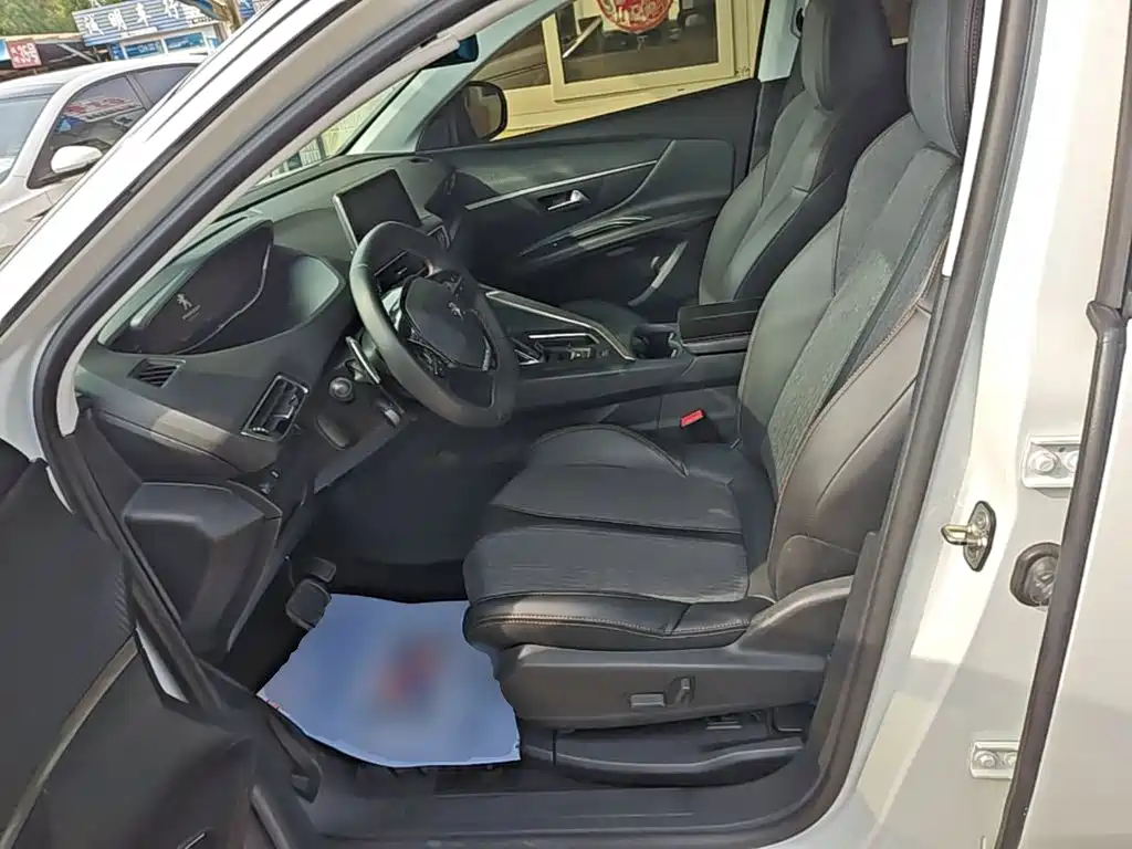 Peugeot 5008 — миниатюра 15