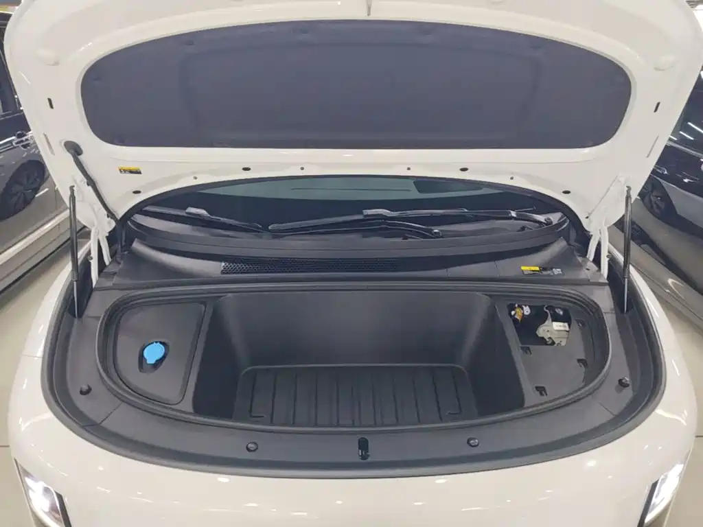 Li Auto Li i6 — миниатюра 20