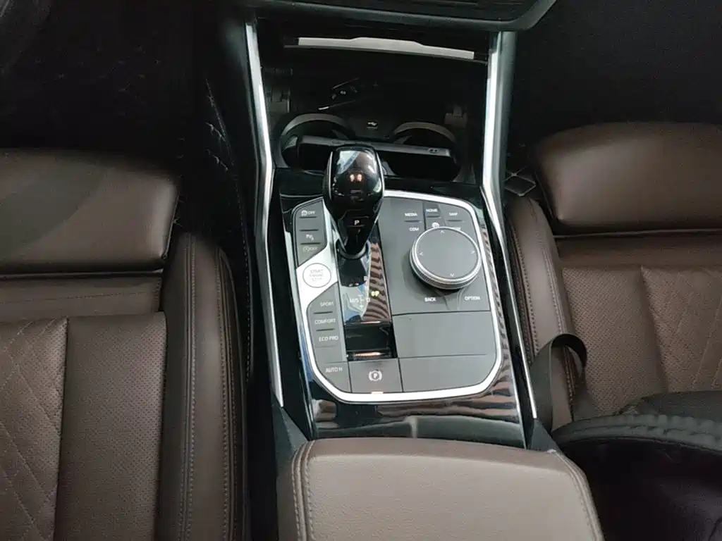 BMW 3 Series — миниатюра 14