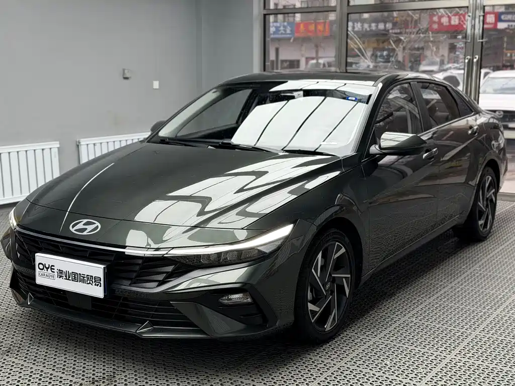 Купить Hyundai Elantra