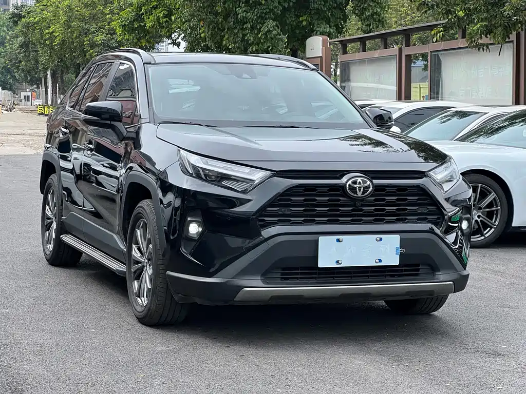 Toyota RAV4 2024