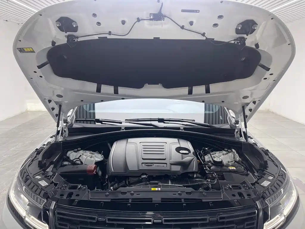 Land Rover Velar — миниатюра 9