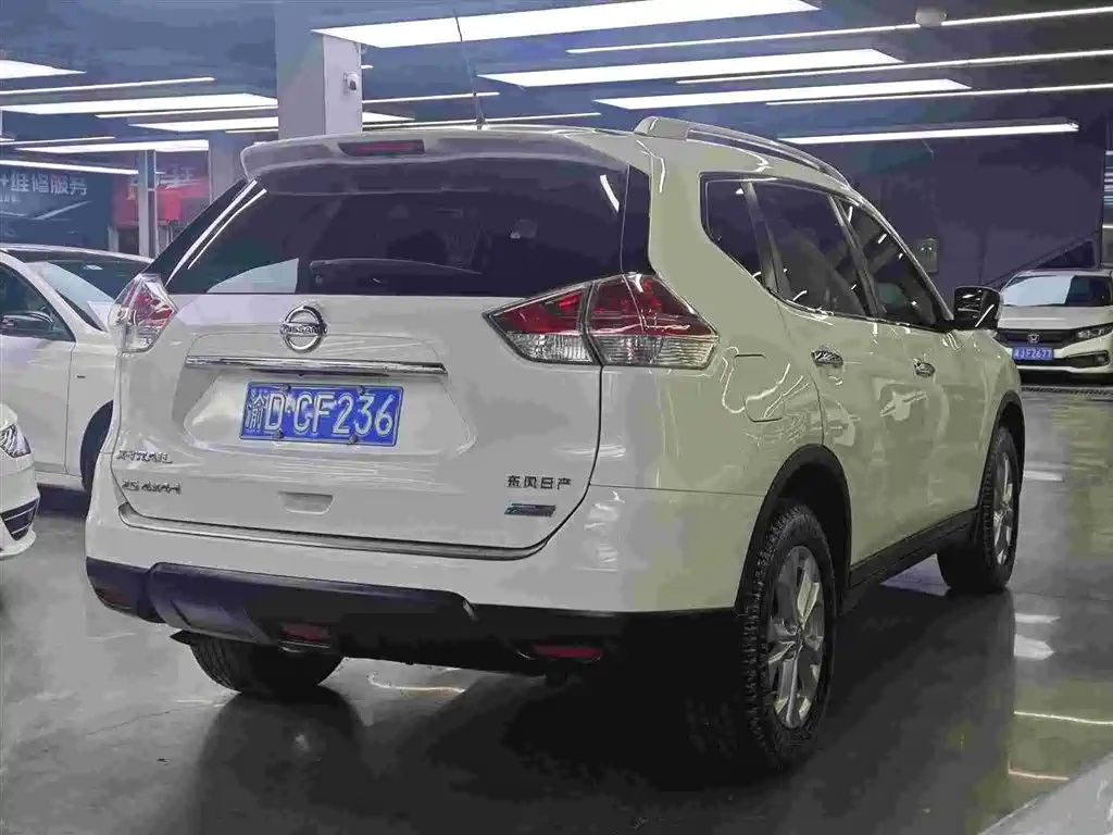 NISSAN QIJUN