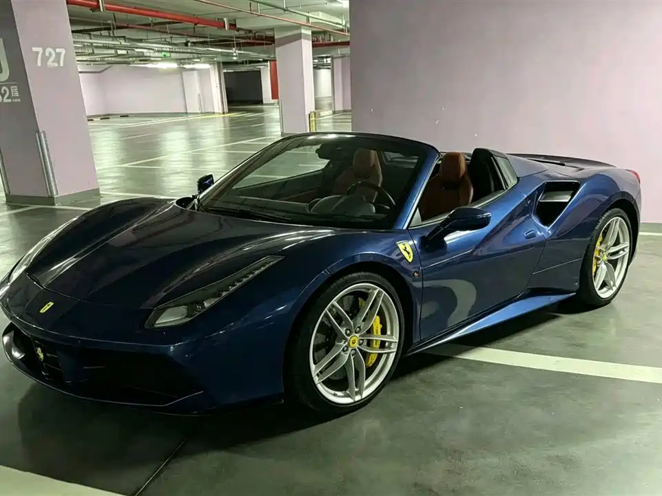 Ferrari 488 2018