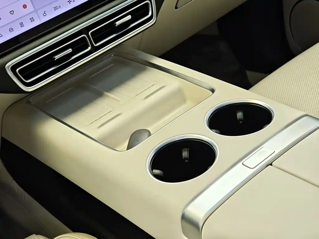 Li Auto Li L7 — миниатюра 20