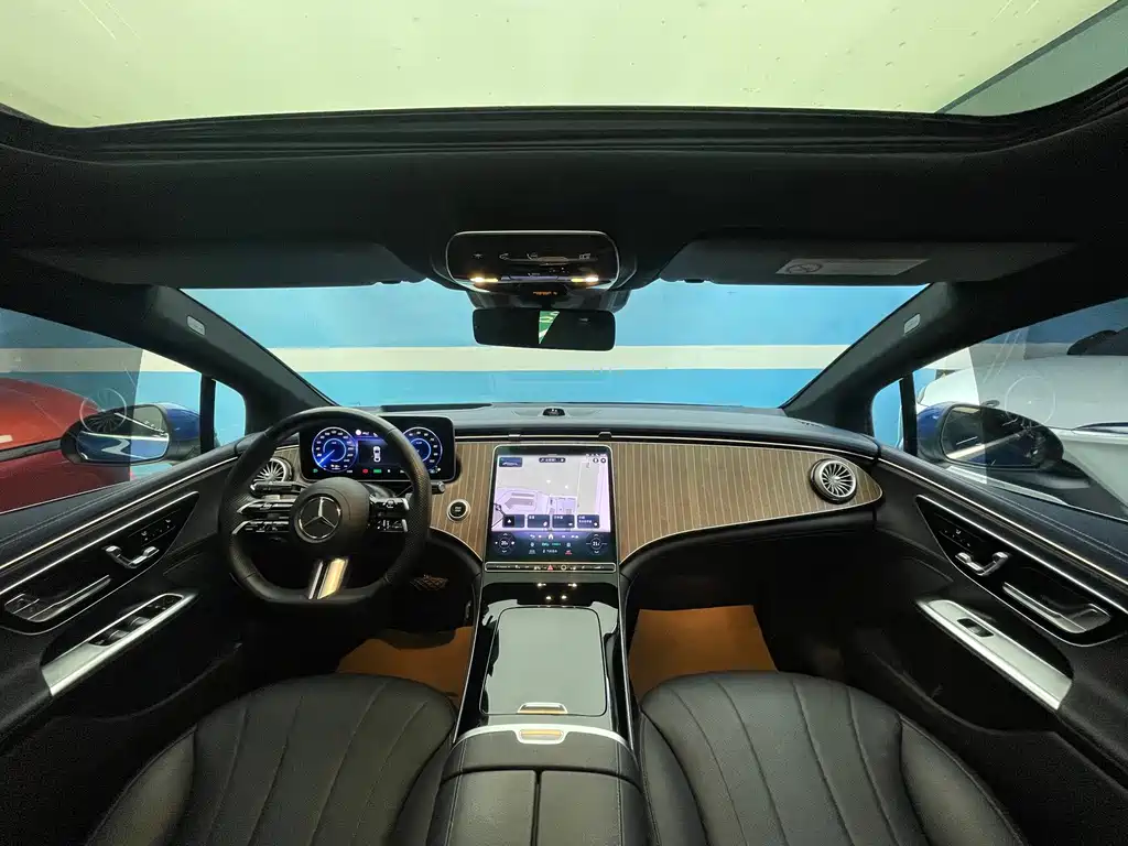 Mercedes-Benz EQE — миниатюра 20