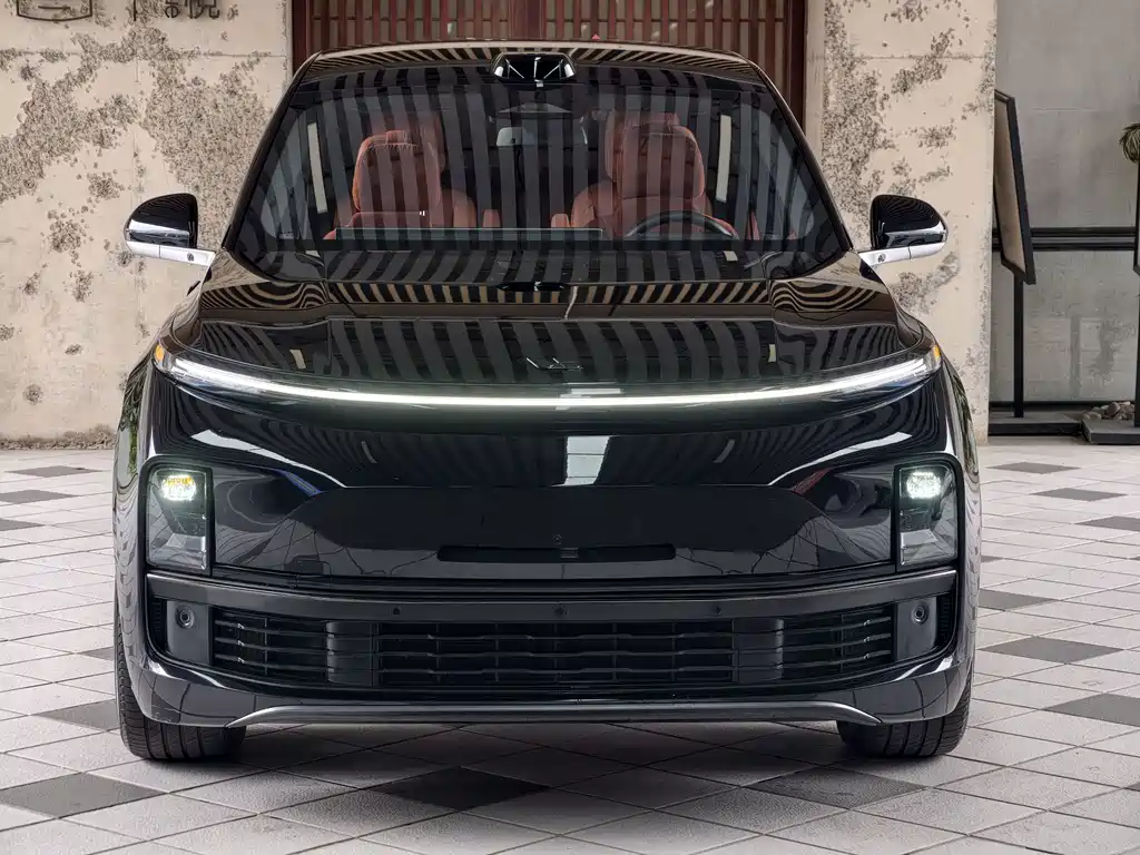 Li Auto Li L8 — миниатюра 2