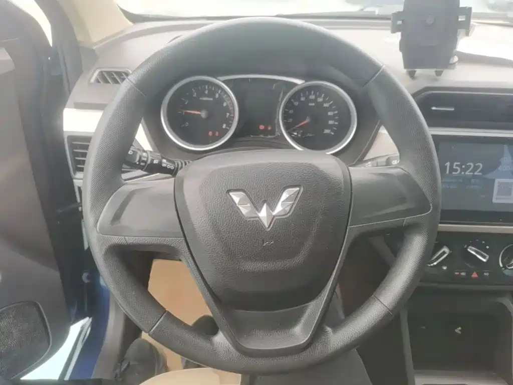 Wuling Hongguang — миниатюра 11