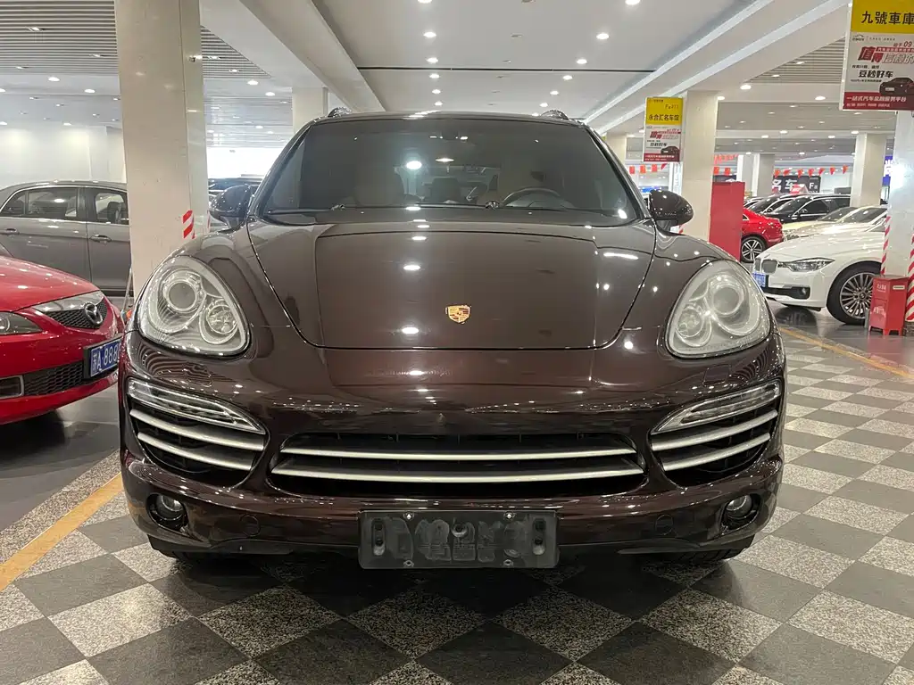Porsche Cayenne 2014