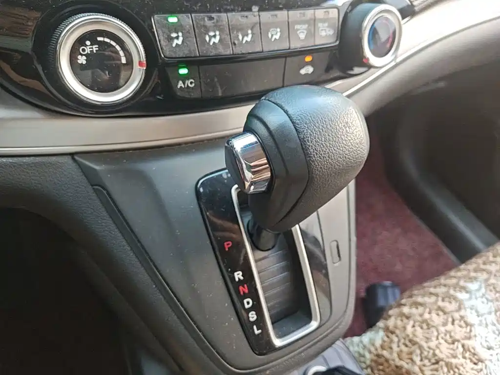 Honda CR-V — миниатюра 19