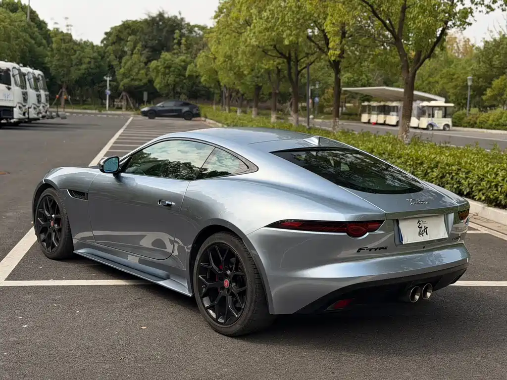 Jaguar F-TYPE — миниатюра 5