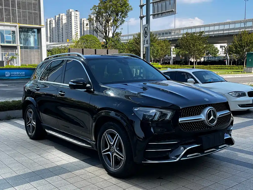 Mercedes-Benz GLE (Import) — миниатюра 3