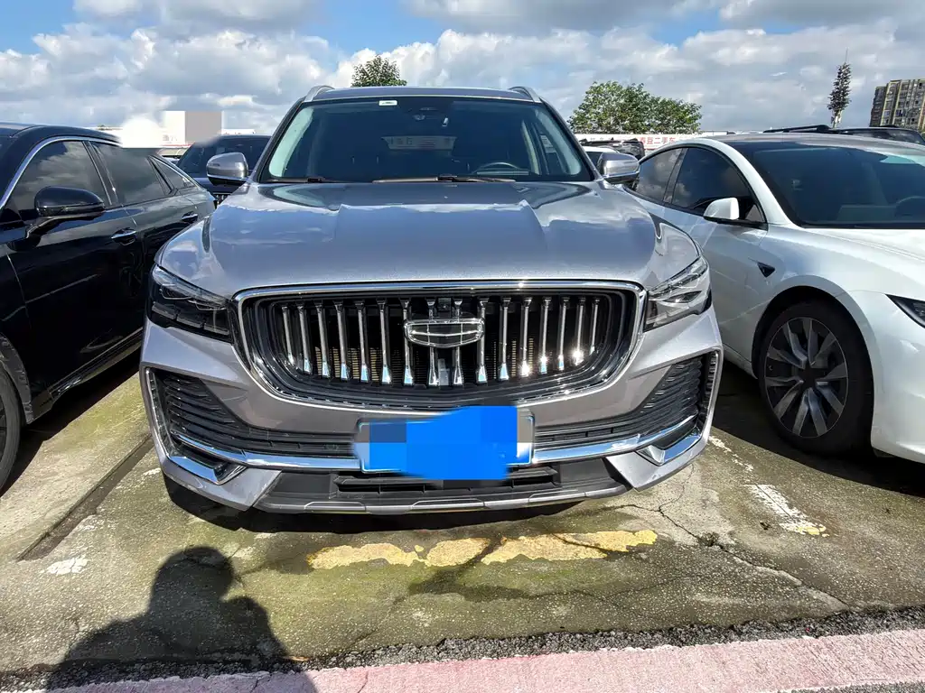Geely Xingyue L — миниатюра 2
