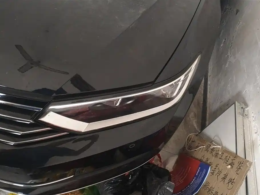 Volkswagen Magotan 2018 330TSI DSG Lead