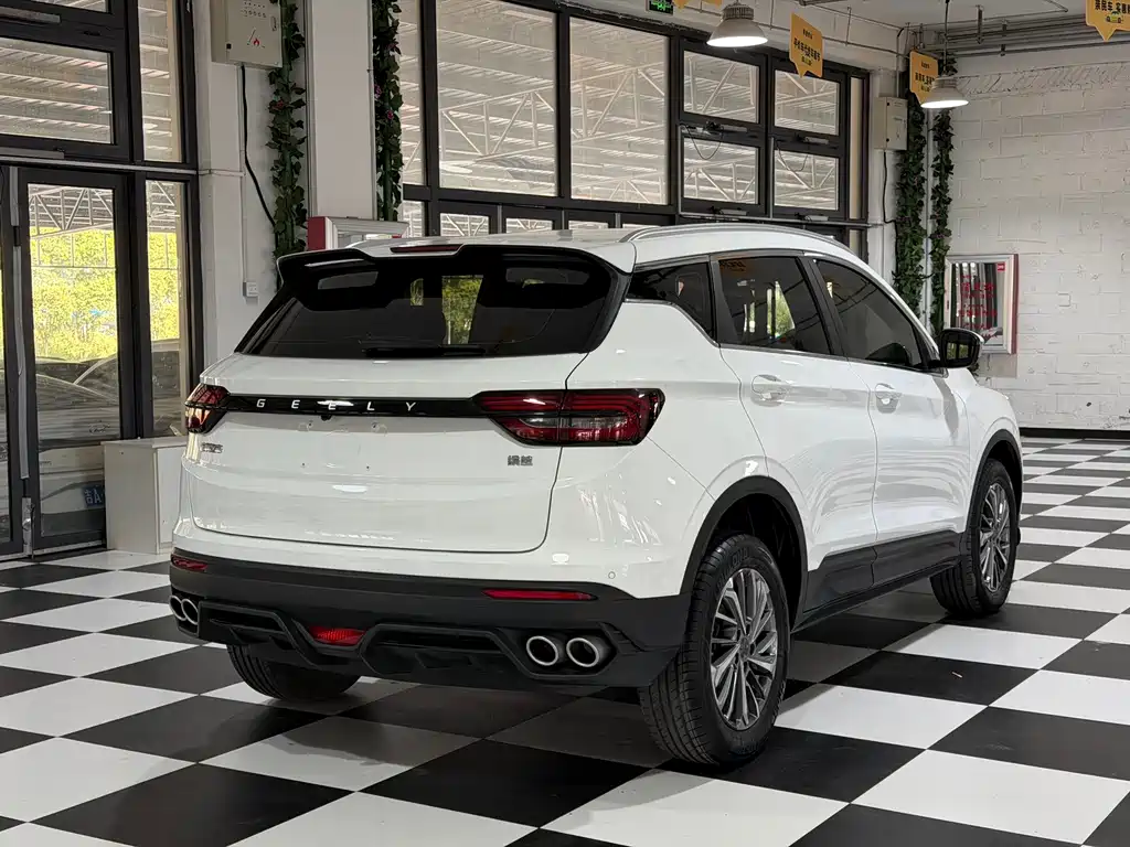 Geely Binyue — миниатюра 17