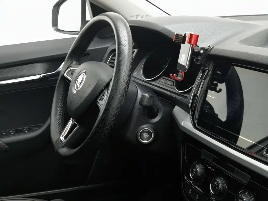 Skoda Kamiq — миниатюра 22