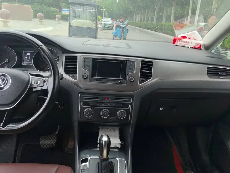 Volkswagen Golf Sportsvan — миниатюра 13