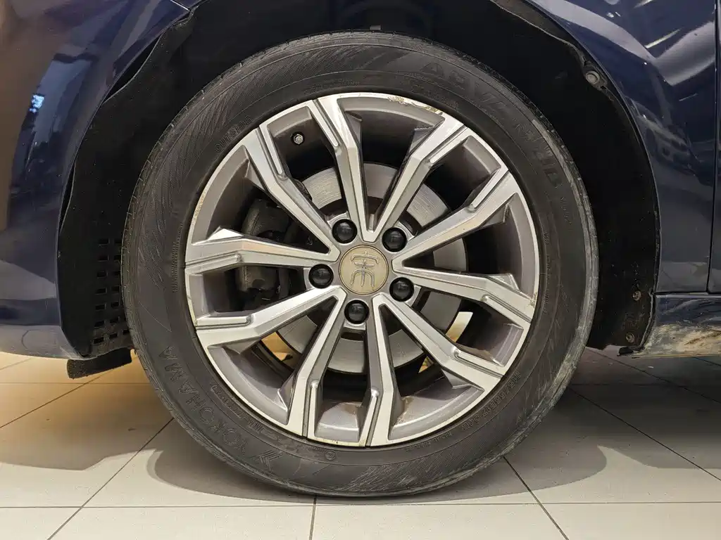 BYD Song MAX MAX 2019 1.5T AT 6 мест VI